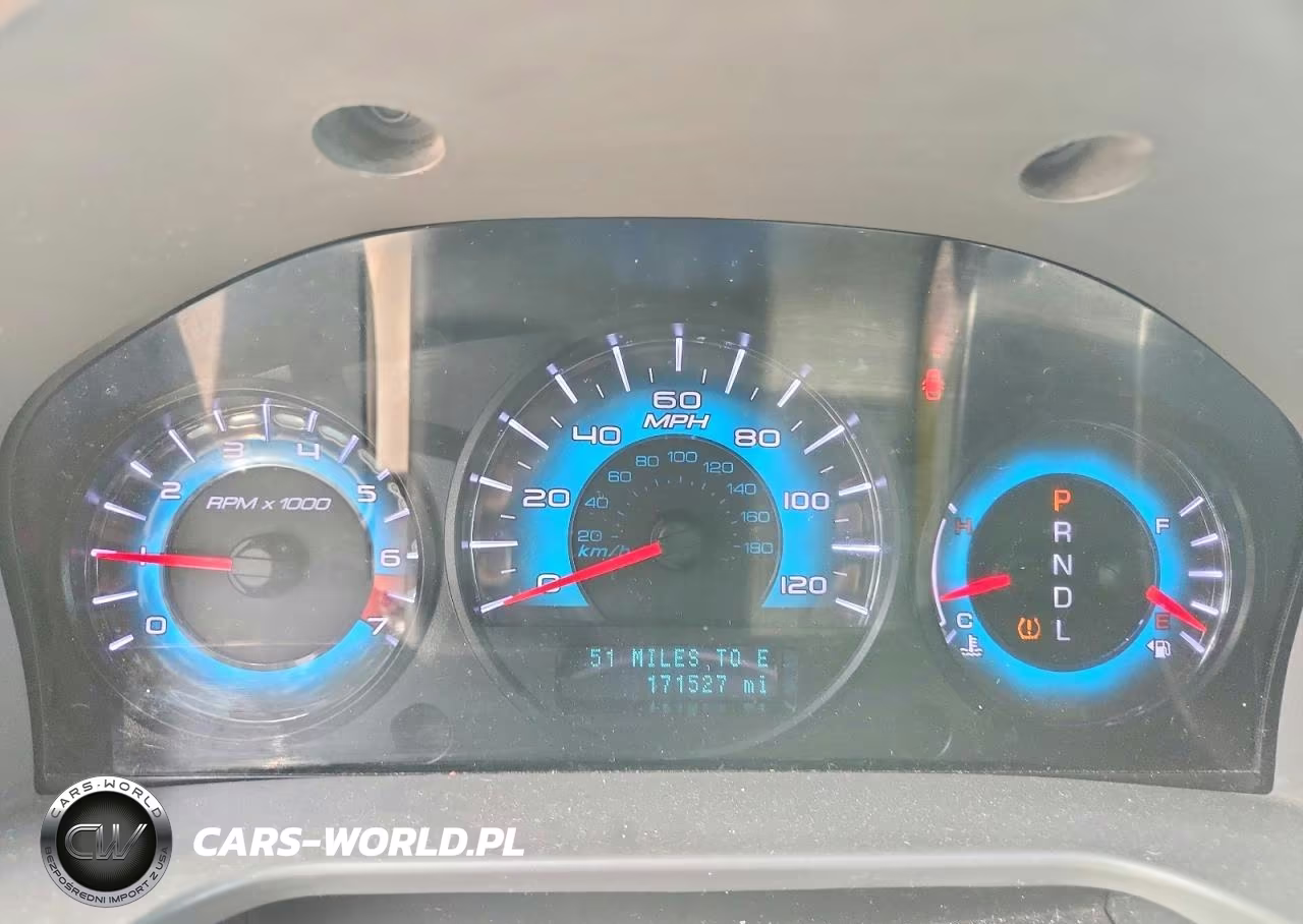 2010 Ford Fusion VIN:3FAHP0HA7AR371966 - 9