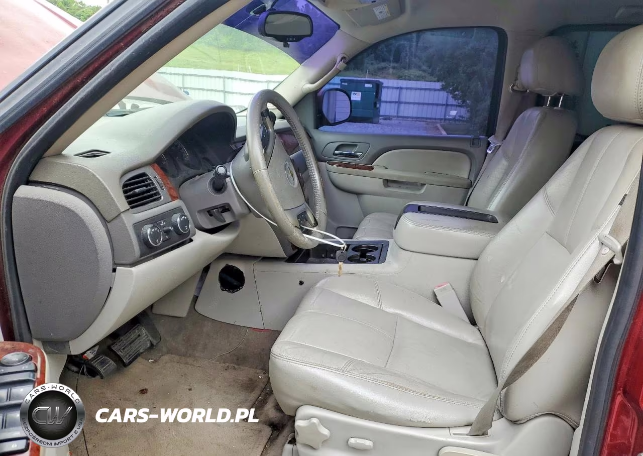 2011 Chevrolet Suburban K1500 Lt VIN:1GNSKJE3XBR111804 - 7