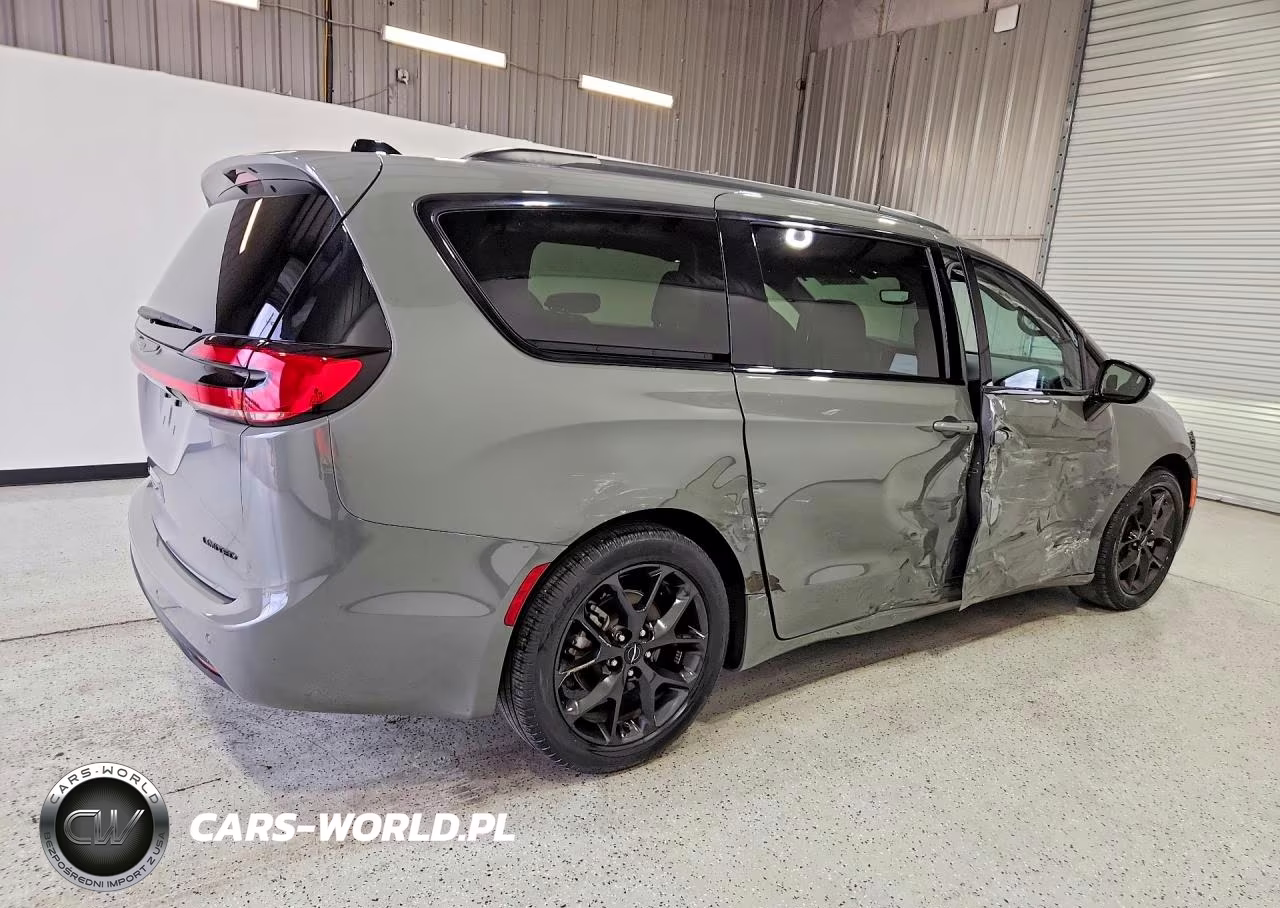 2025 Chrysler Pacifica Limited VIN:2C4RC1GG2SR535122 - 3