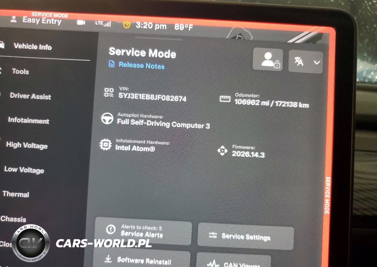 2018 Tesla Model 3 VIN:5YJ3E1EB8JF082674 - 9
