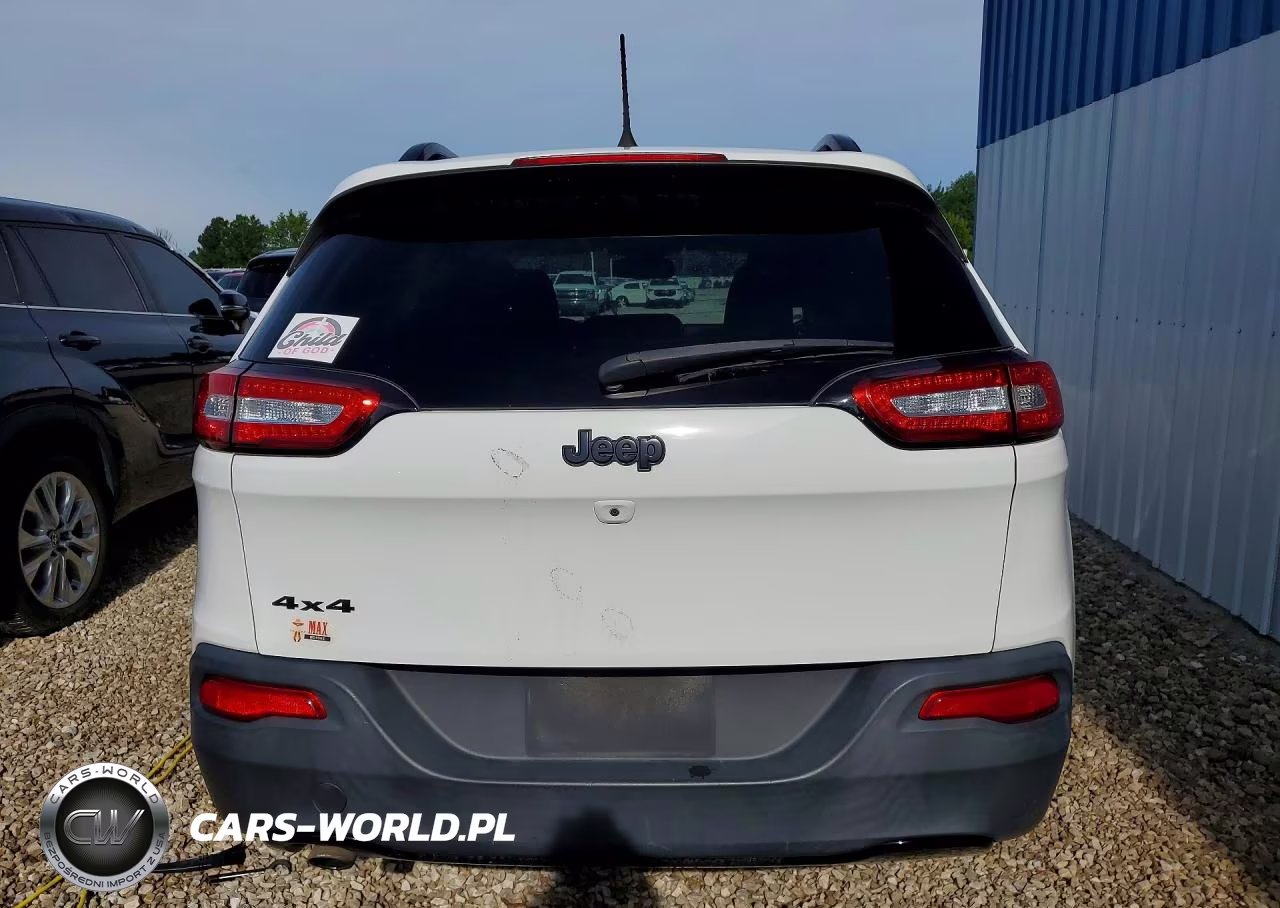 2016 Jeep Cherokee Sport VIN:1C4PJMABXGW368485 - 6