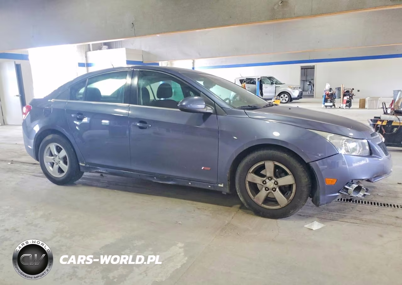 2014 Chevrolet Cruze Lt VIN:1G1PC5SB9E7465028 - 4