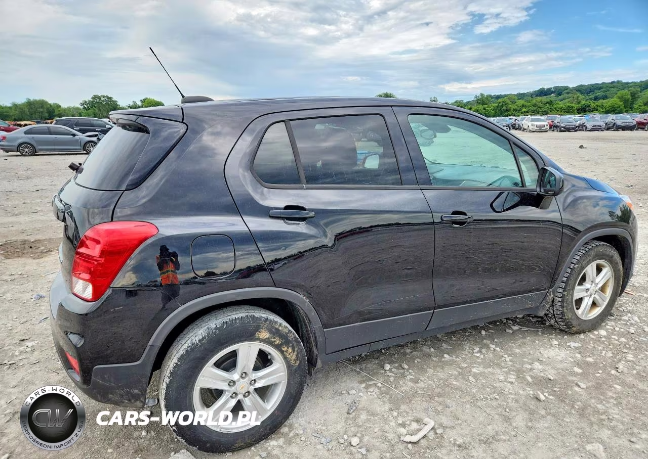 2020 Chevrolet Trax Ls VIN:KL7CJKSB8LB316143 - 3