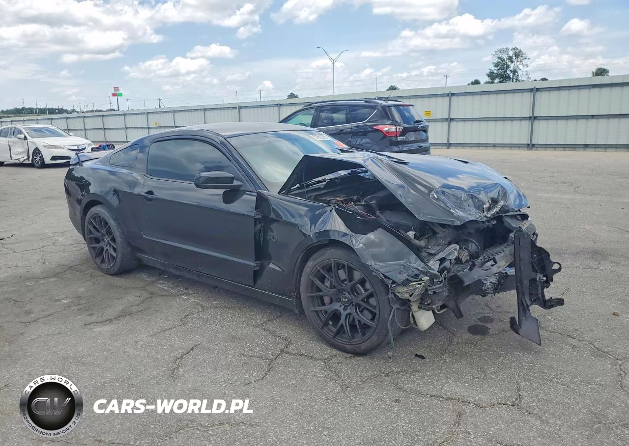 2014 Must Gt VIN:1ZVBP8CF5E5221202 - 4