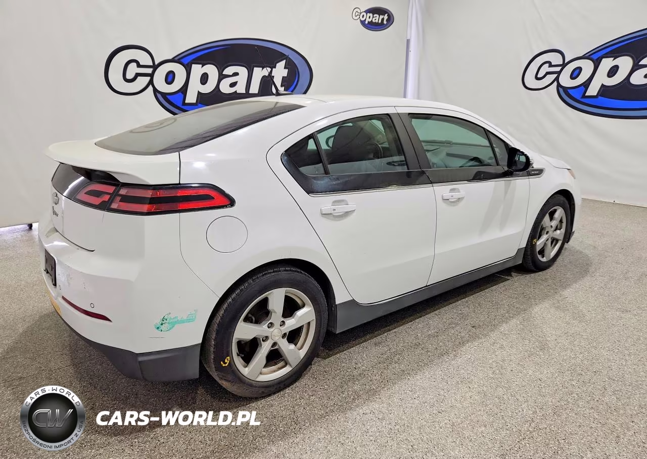 2014 Chevrolet Volt VIN:1G1RE6E47EU135041 - 3