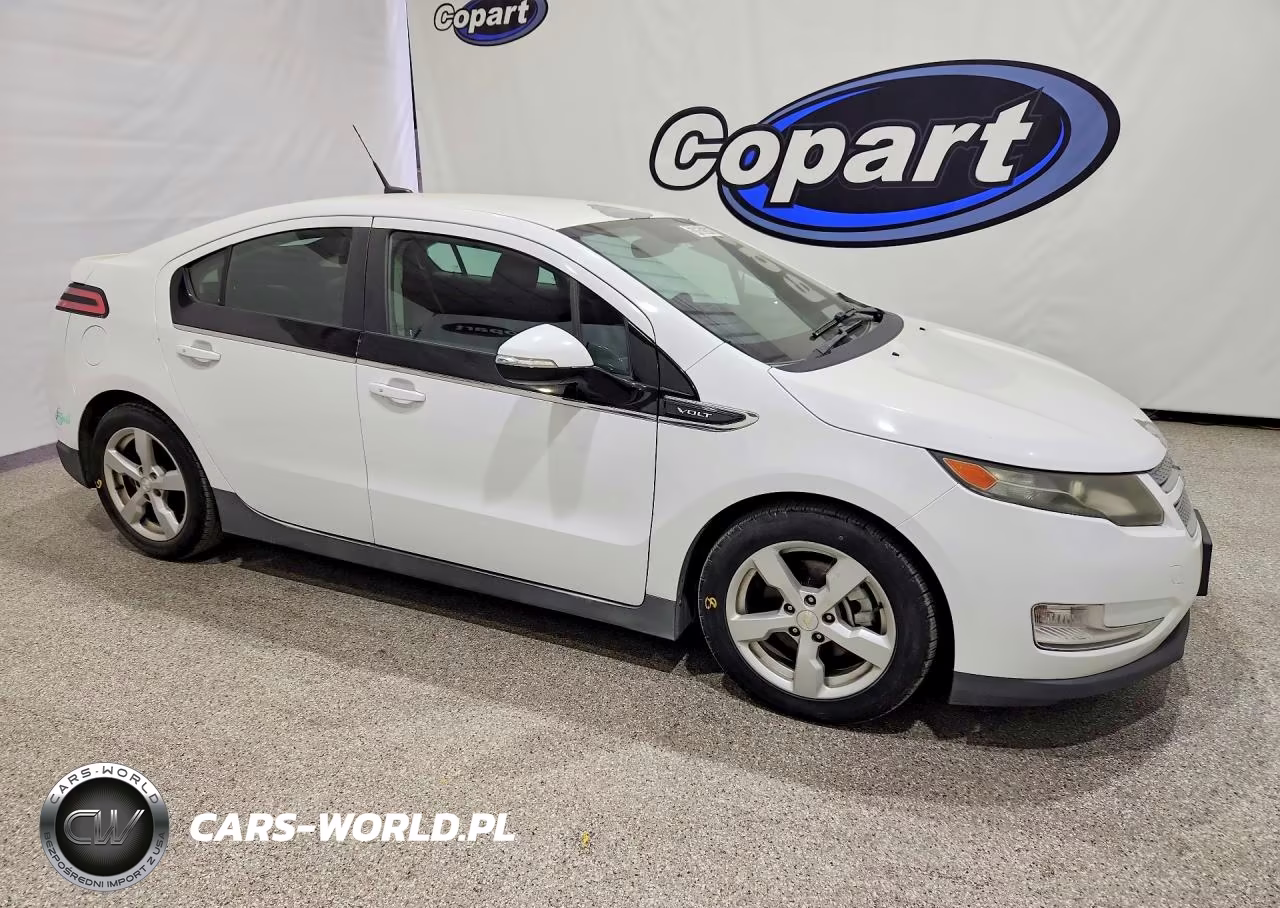 2014 Chevrolet Volt VIN:1G1RE6E47EU135041 - 4