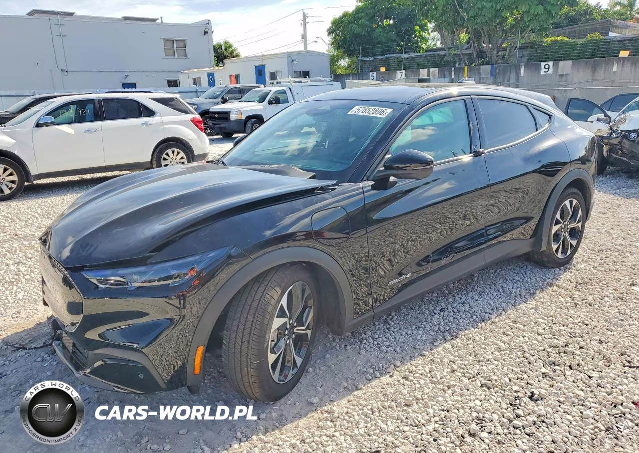 2025 Ford Mustang Mach-E Select VIN:3FMTK1R48SMA51051 - 1
