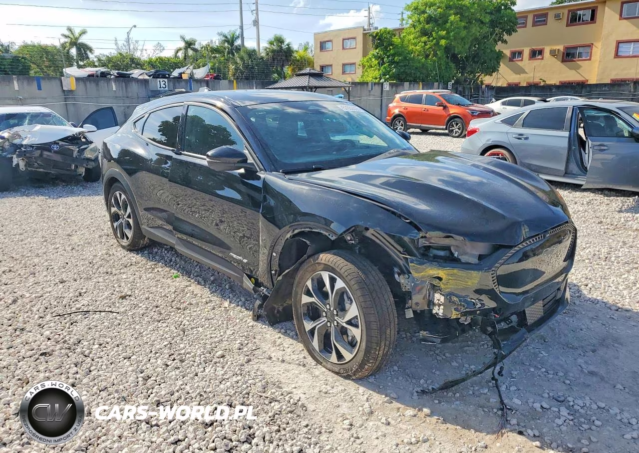 2025 Ford Mustang Mach-E Select VIN:3FMTK1R48SMA51051 - 4
