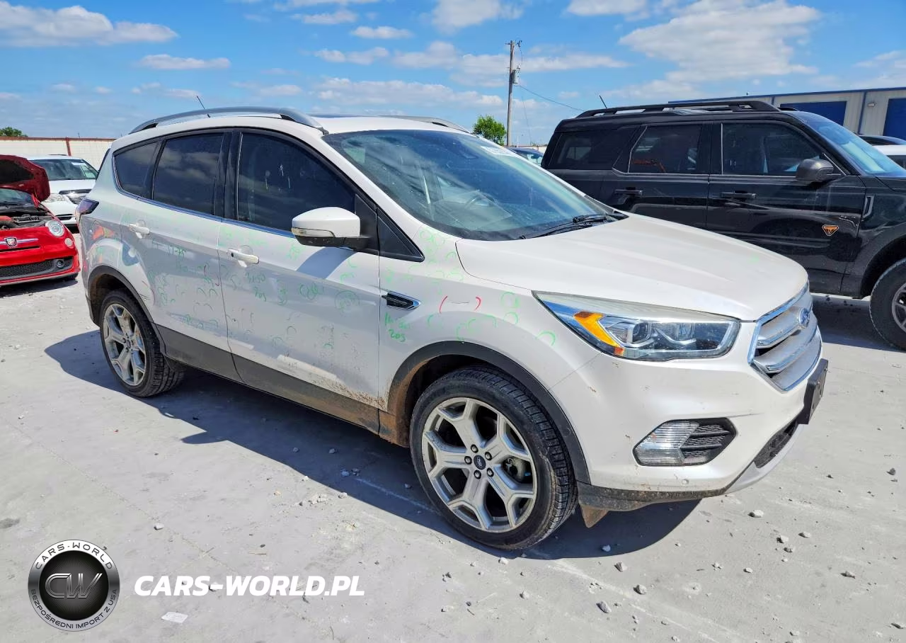 2017 Ford Escape Titanium VIN:1FMCU9JD6HUC34134 - 4