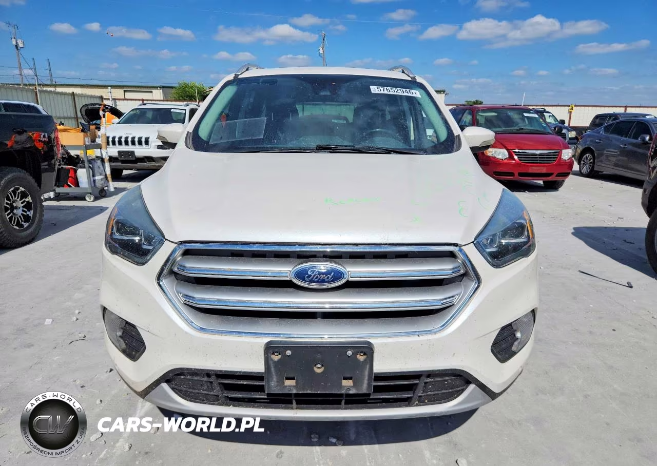 2017 Ford Escape Titanium VIN:1FMCU9JD6HUC34134 - 5