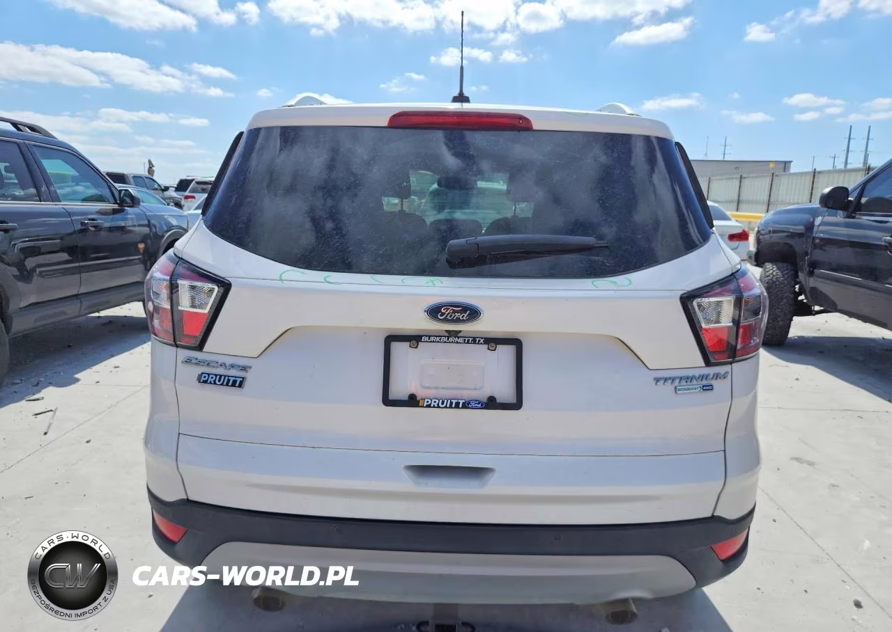 2017 Ford Escape Titanium VIN:1FMCU9JD6HUC34134 - 6