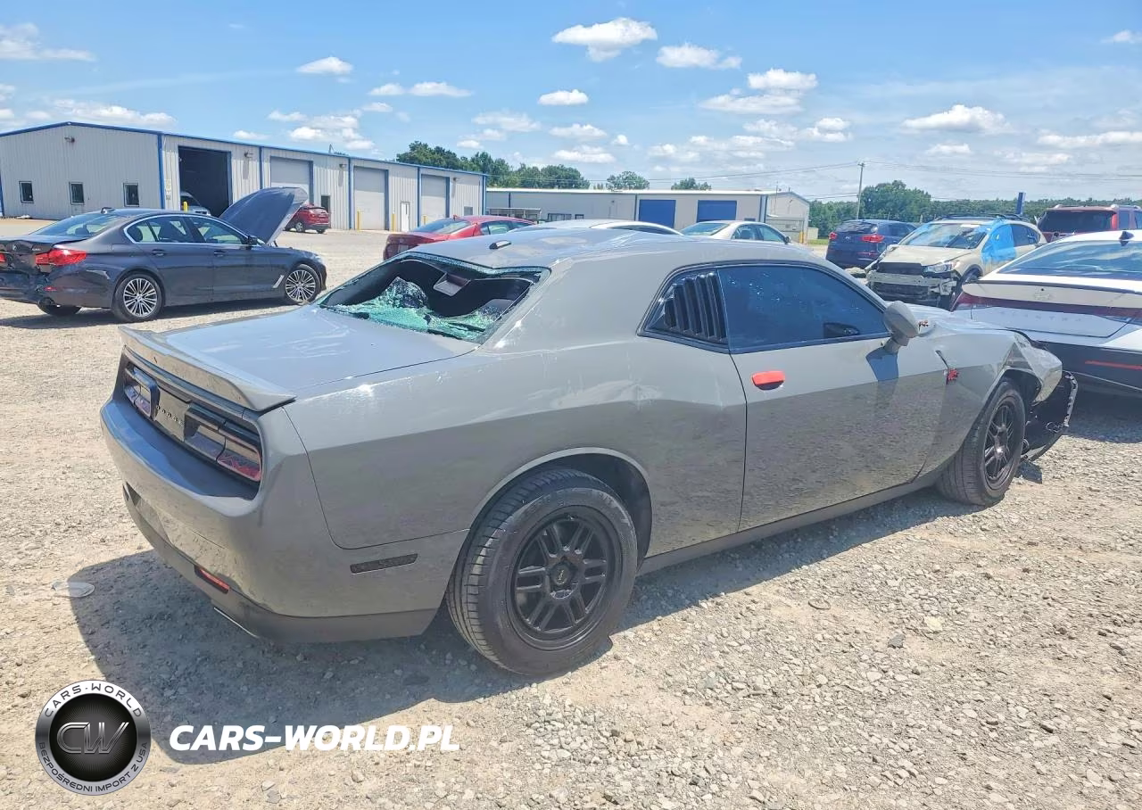 2018 Dodge Challenger Sxt VIN:2C3CDZAG6JH317574 - 3