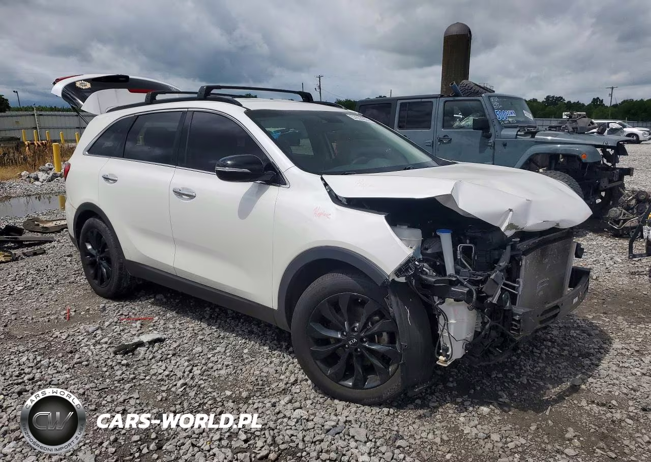 2019 Kia Sorento S V6 VIN:5XYPG4A59KG591082 - 4