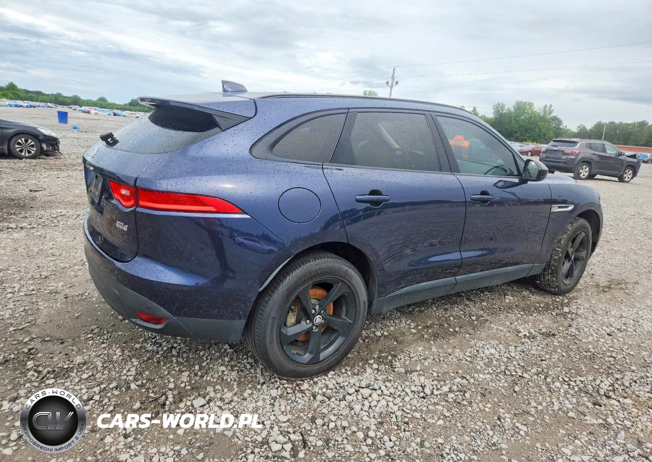 2018 Jaguar F-Pace Premium VIN:SADCJ2FN0JA254171 - 3