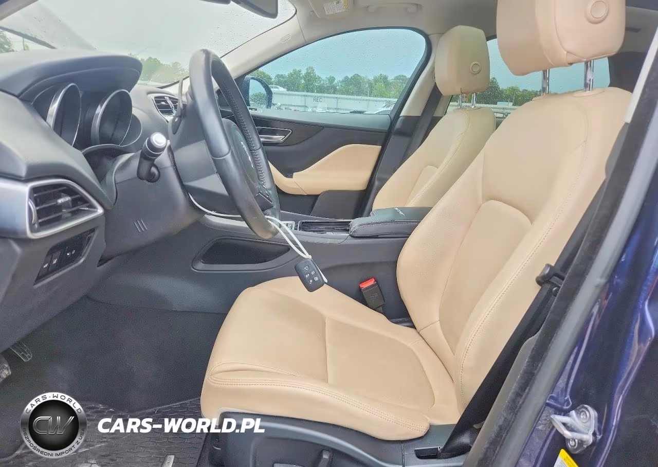 2018 Jaguar F-Pace Premium VIN:SADCJ2FN0JA254171 - 7