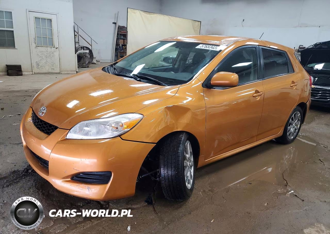2009 Toyota Matrix Base