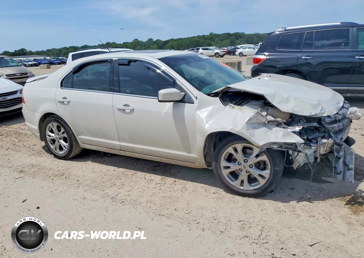 2012 Ford Fusion Se VIN:3FAHP0HA7CR377009 - 4