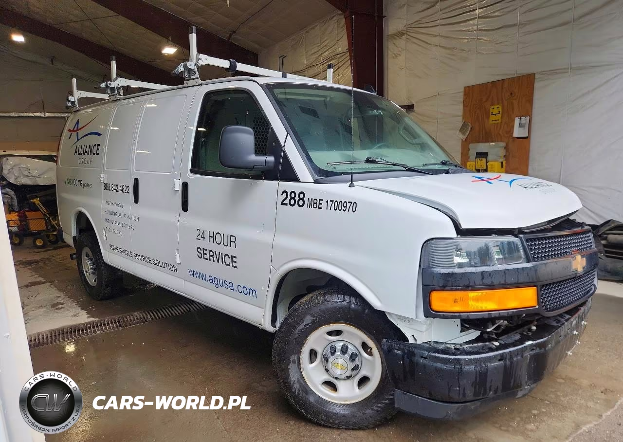 2024 Chevrolet Express G2500 VIN:1GCWGAF70R1177722 - 4