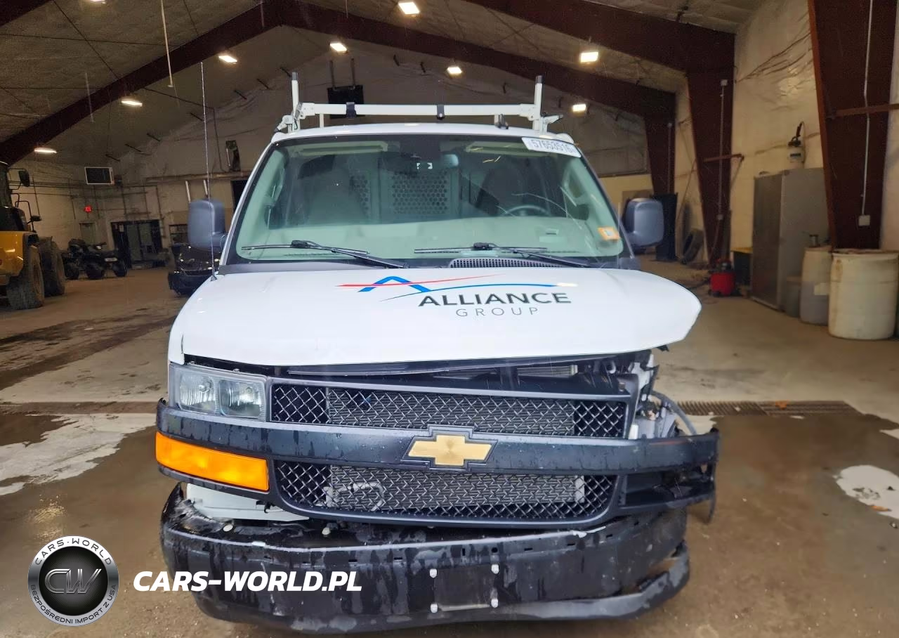 2024 Chevrolet Express G2500 VIN:1GCWGAF70R1177722 - 5