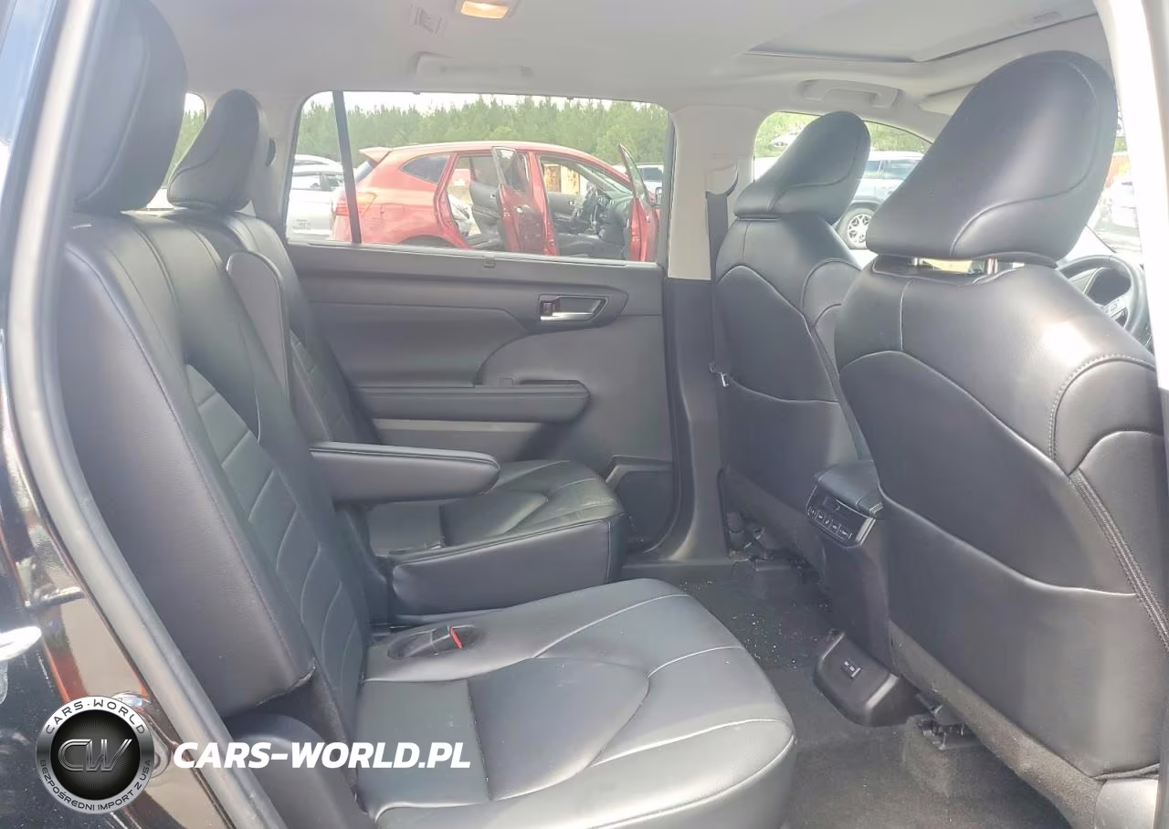 2024 Toyota Highlander Xle VIN:5TDKDRAH1RS530378 - 10