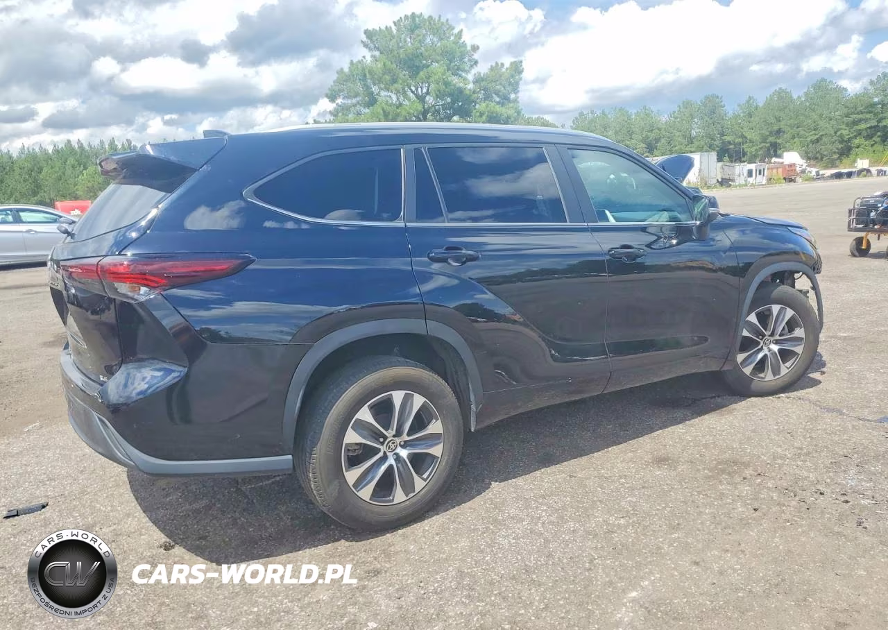 2024 Toyota Highlander Xle VIN:5TDKDRAH1RS530378 - 3