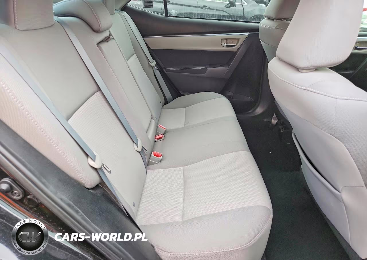 2015 Toyota Corolla Le VIN:5YFBURHE8FP296594 - 10