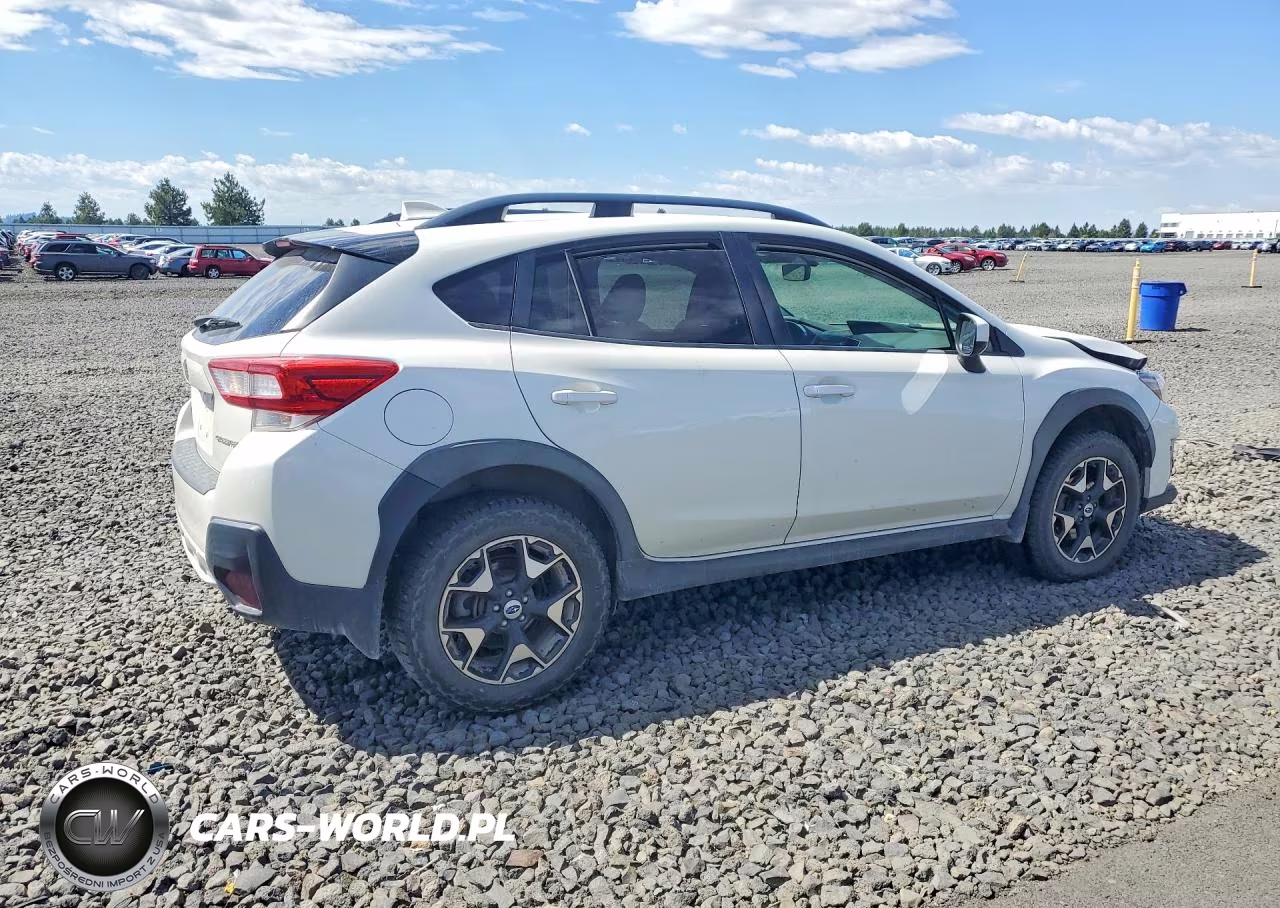 2018 Subaru Crosstrek Premium VIN:JF2GTABC0JH209729 - 3