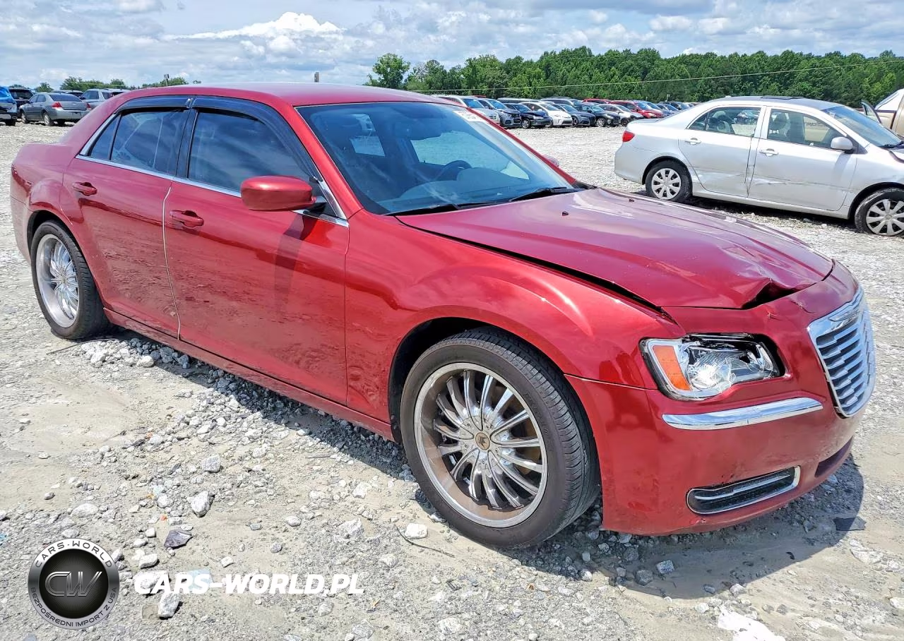 2012 Chrysler 300 VIN:2C3CCAAG1CH289173 - 4