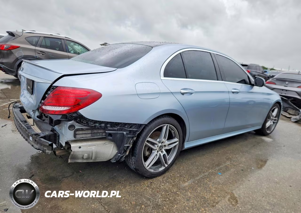 2018 Mercedes-Benz E 300 VIN:WDDZF4JB4JA358989 - 3