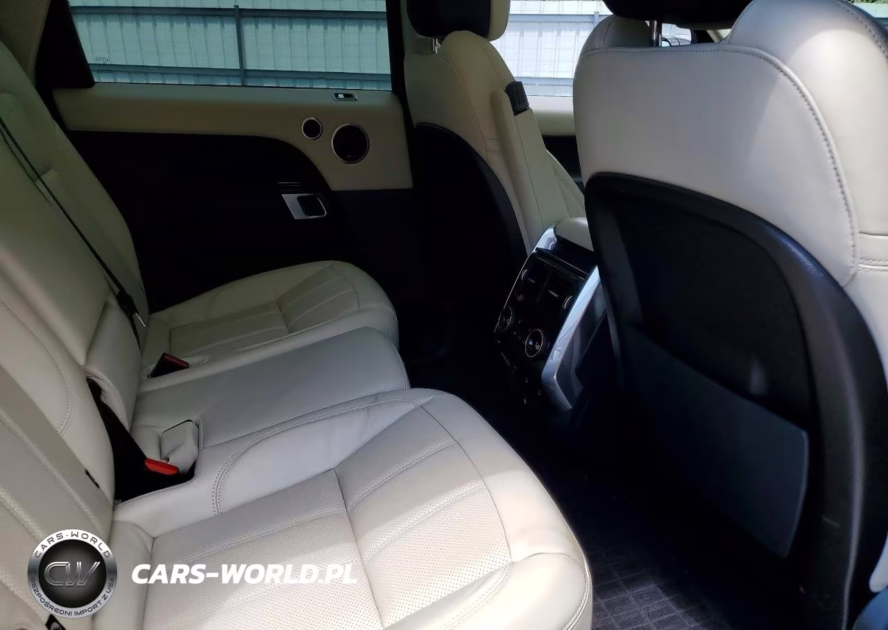 2019 Land Rover Range Rover Sport Supercharged Dynamic VIN:SALWR2RE0KA838044 - 11