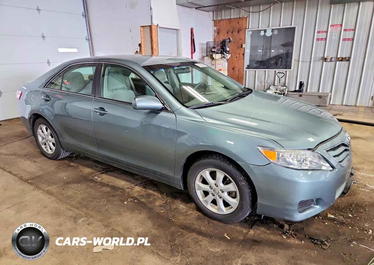 2011 Toyota Camry Le VIN:4T1BF3EK4BU744999 - 4