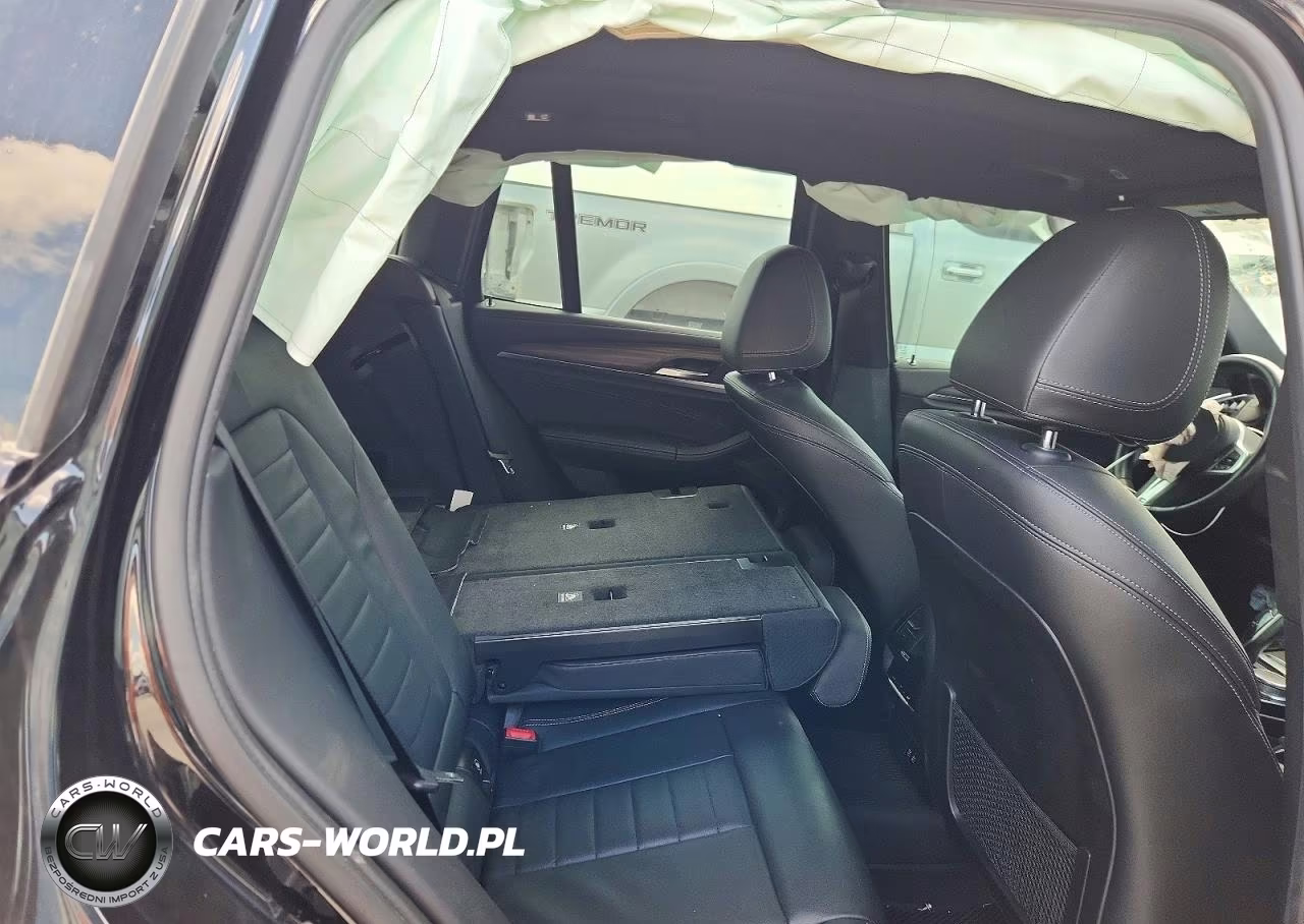 2021 BMW X3 xDrivem40I VIN:5UXTY9C01M9F21561 - 10