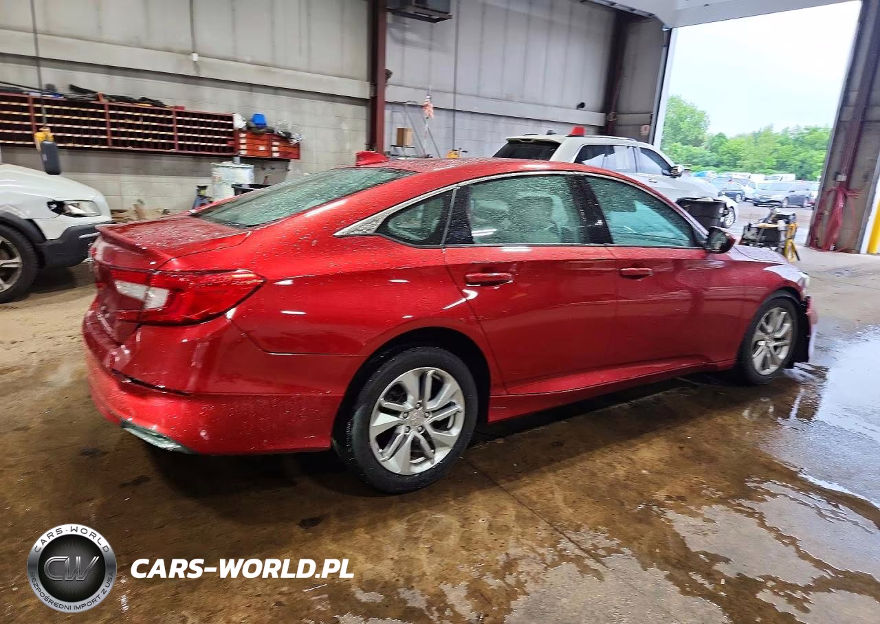 2018 Honda Accord Lx VIN:1HGCV1F1XJA067643 - 3