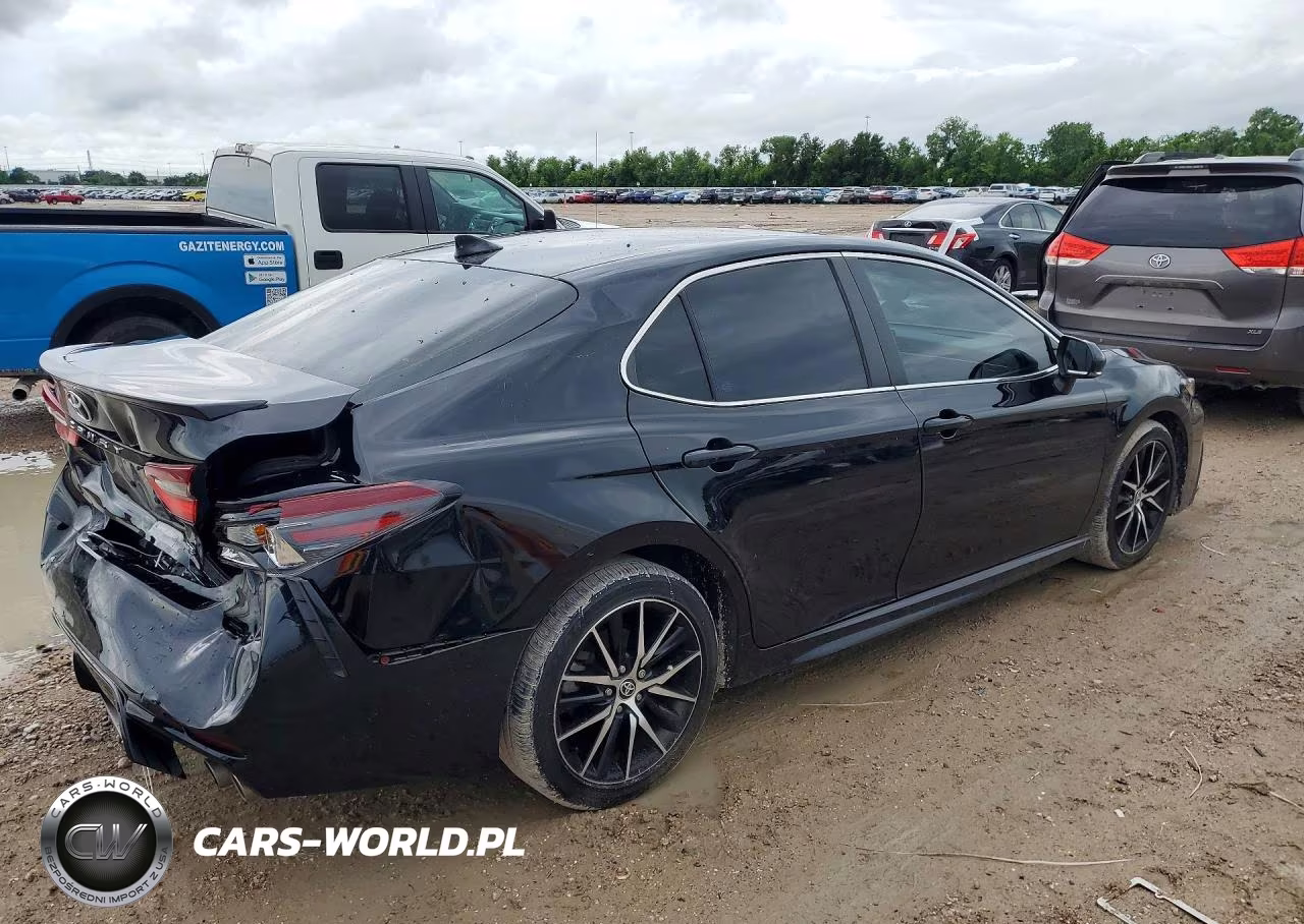 2022 Toyota Camry Hybrid Nightsh VIN:4T1G11AK5NU710816 - 3