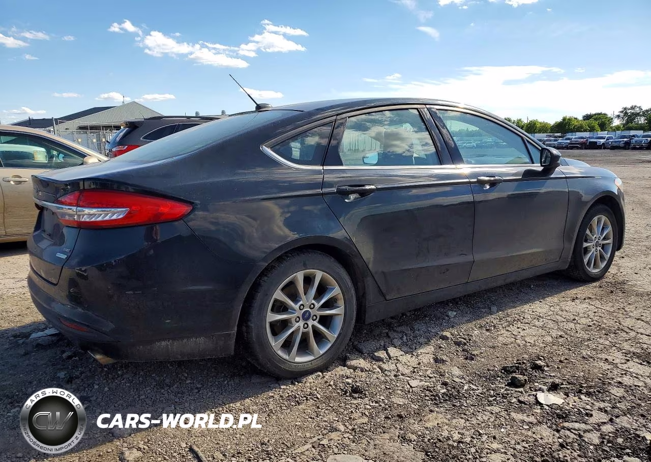 2017 Ford Fusion Se VIN:3FA6P0HD7HR250687 - 3