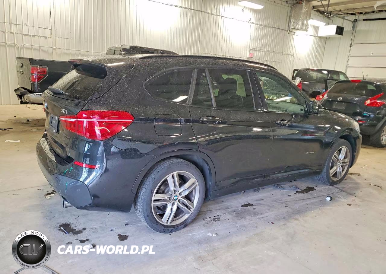 2017 BMW X1 xDrive28I VIN:WBXHT3C36H5F71207 - 3