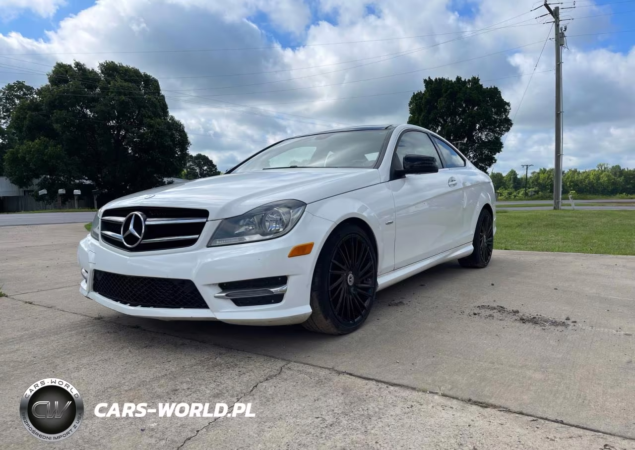 2014 Mercedes-Benz C 250 VIN:WDDGJ4HB1EG211172 - 2
