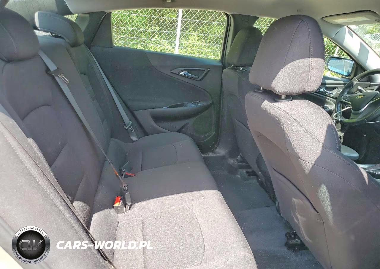 2022 Chevrolet Malibu Rs VIN:1G1ZG5ST8NF182339 - 10