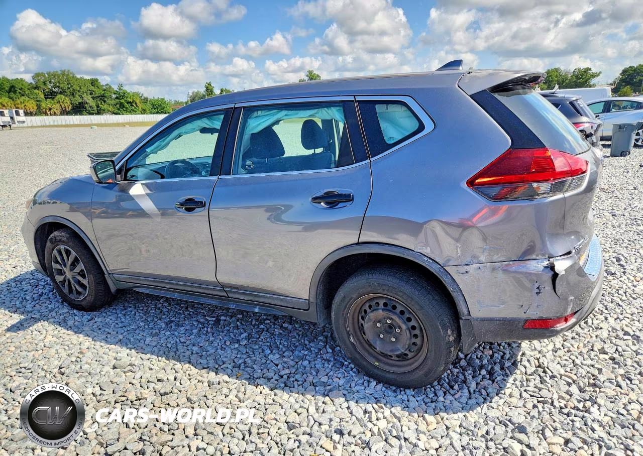 2018 Nissan Rogue S VIN:KNMAT2MT5JP582827 - 2