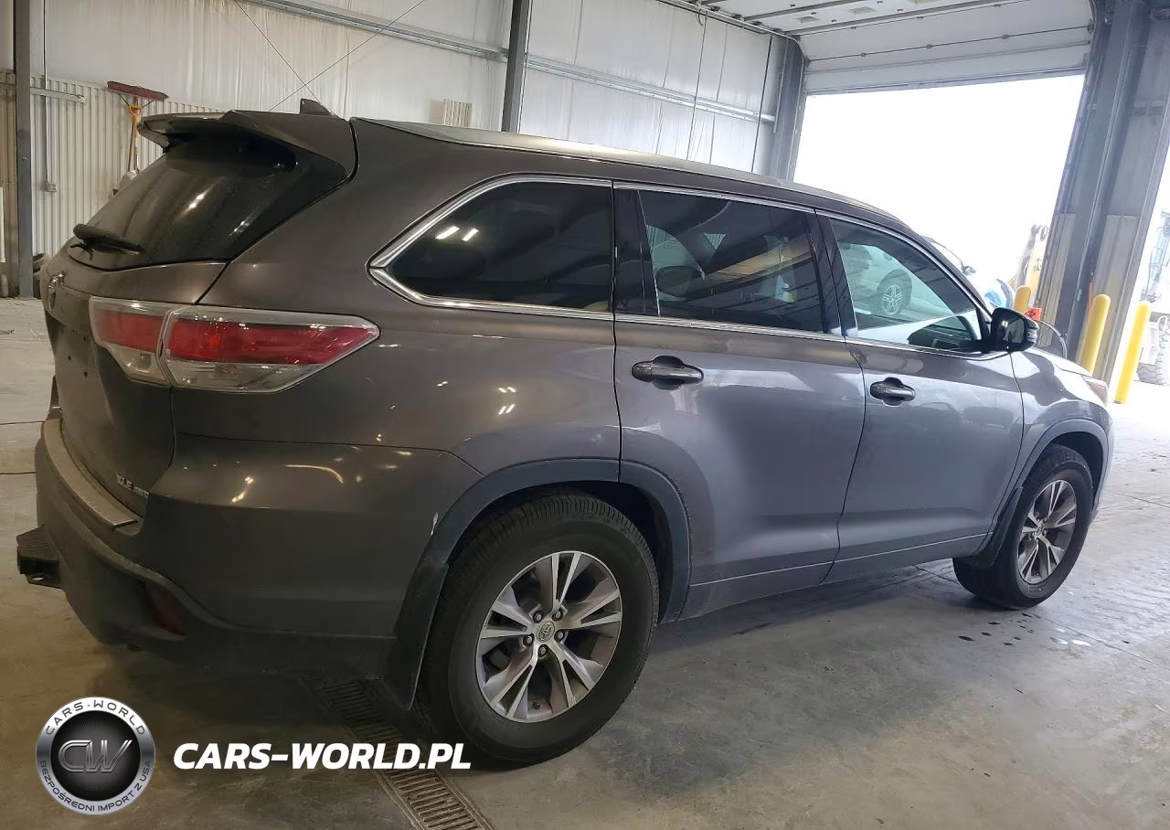 2015 Toyota Highlander Xle VIN:5TDJKRFH8FS151321 - 3
