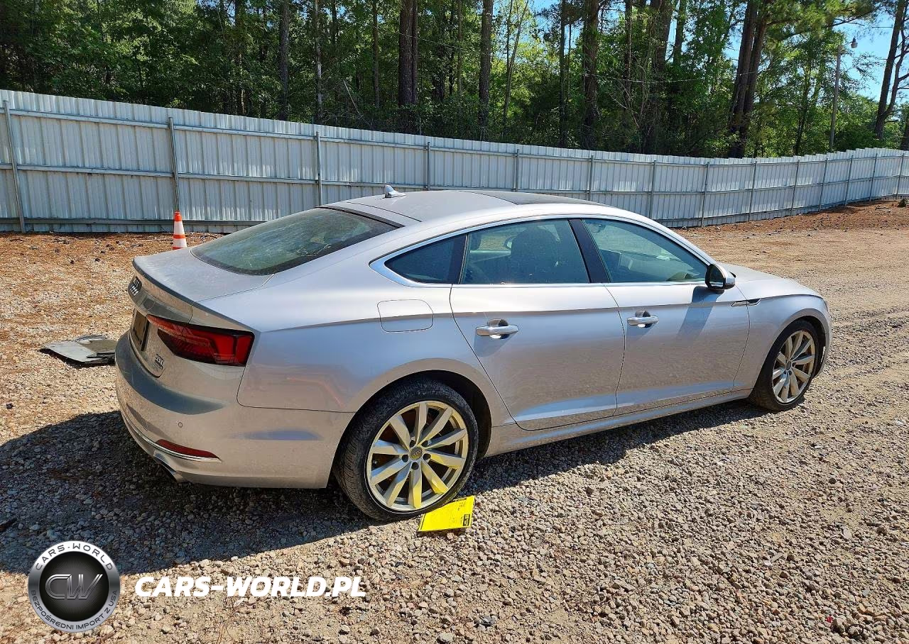 2018 Audi A5 Premium Plus VIN:WAUBNCF52JA074995 - 3