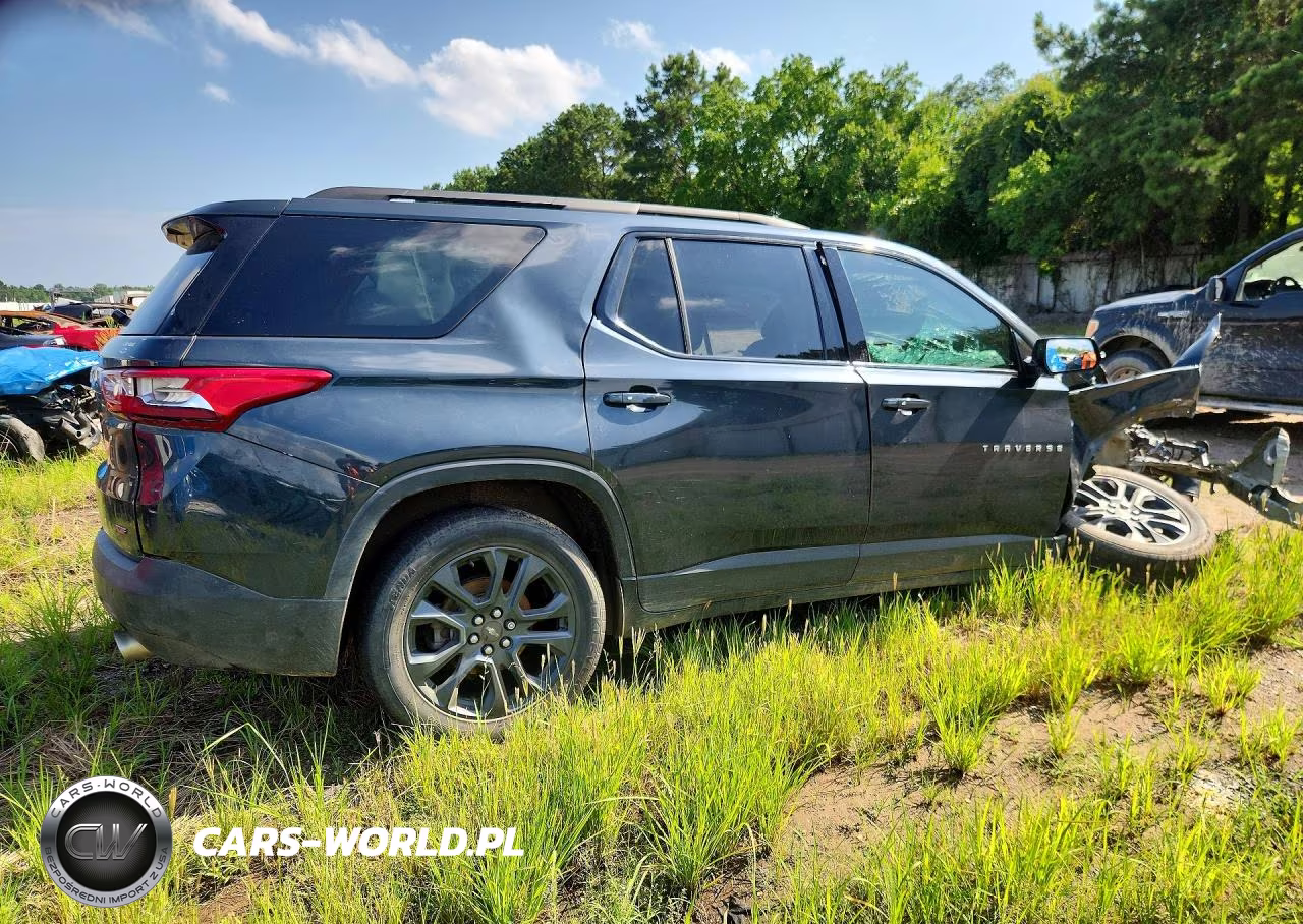 2020 Chevrolet Traverse Rs VIN:1GNERJKW8LJ284311 - 3