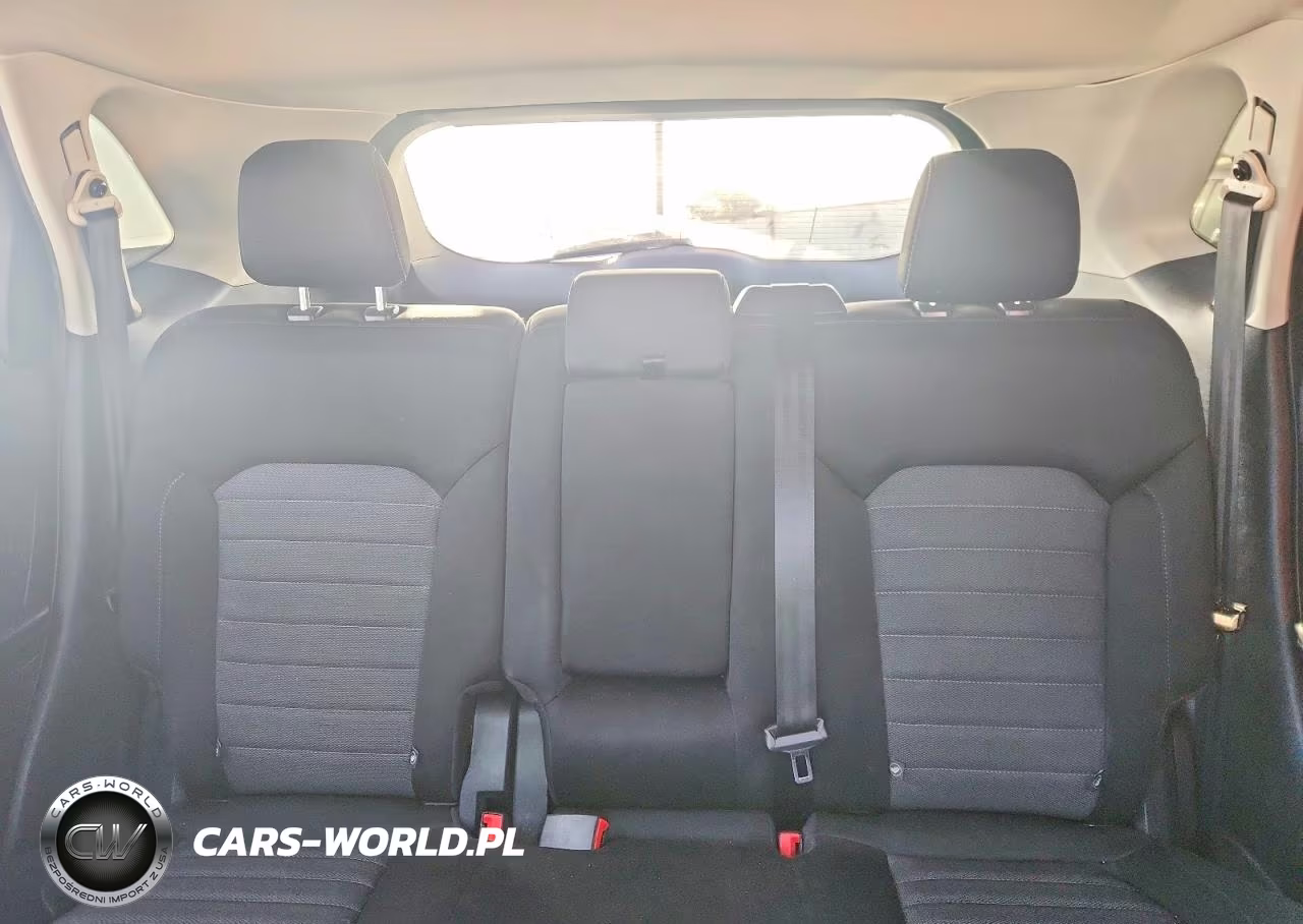 2018 Ford Edge Se VIN:2FMPK3G90JBC00239 - 10