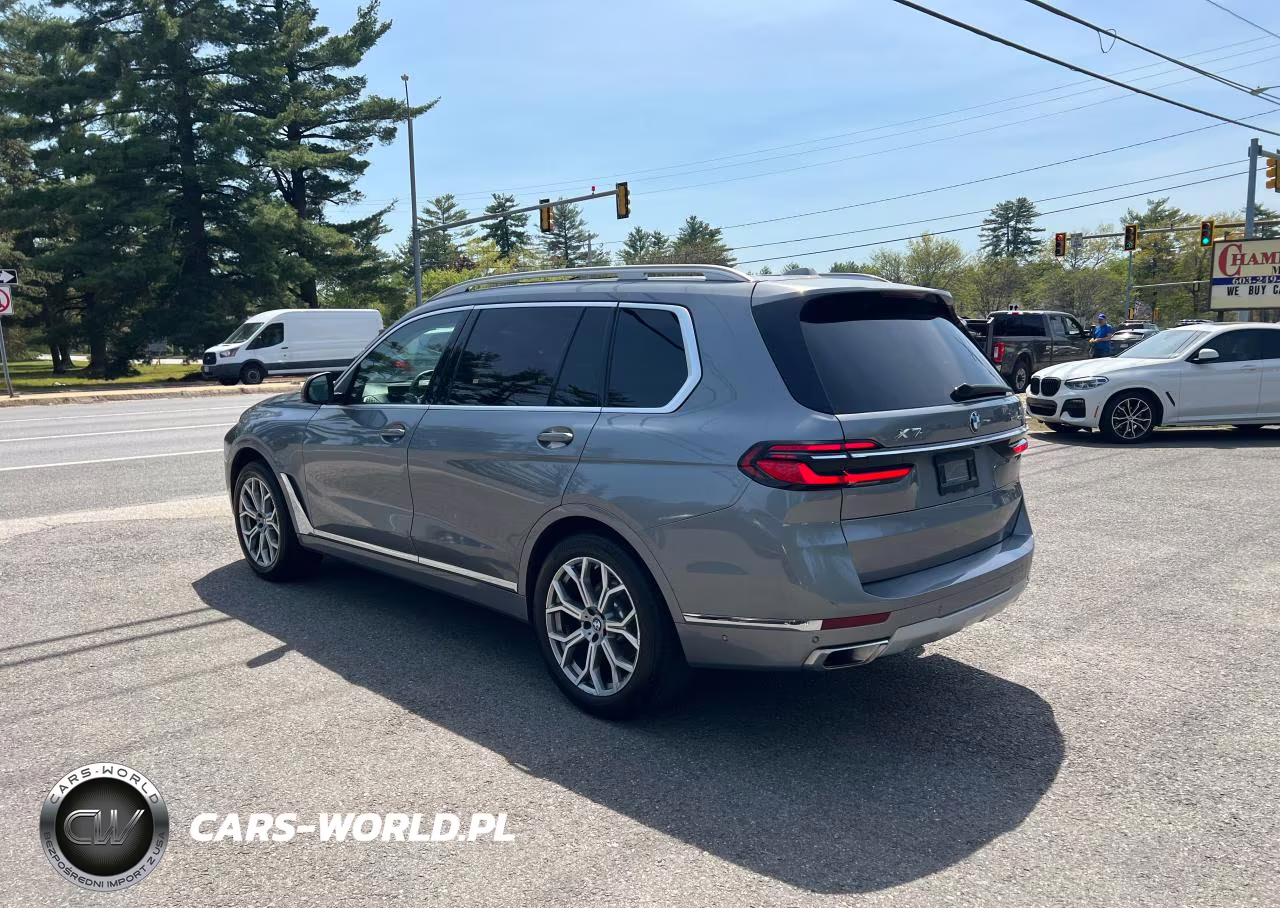 2024 BMW X7 xDrive40I VIN:5UX23EM00R9S52720 - 3