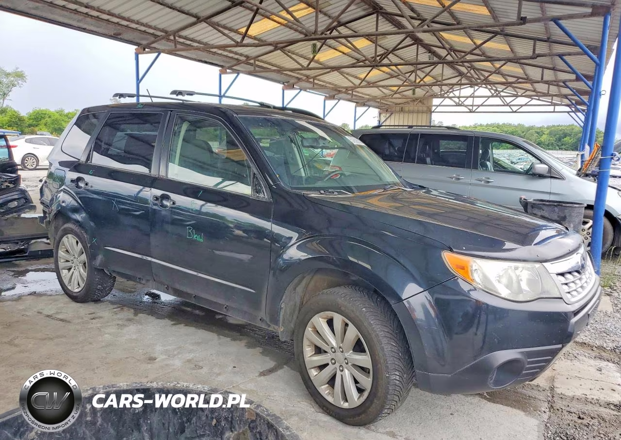 2013 Subaru Forester 2.5X Premium VIN:JF2SHADC0DH432267 - 4