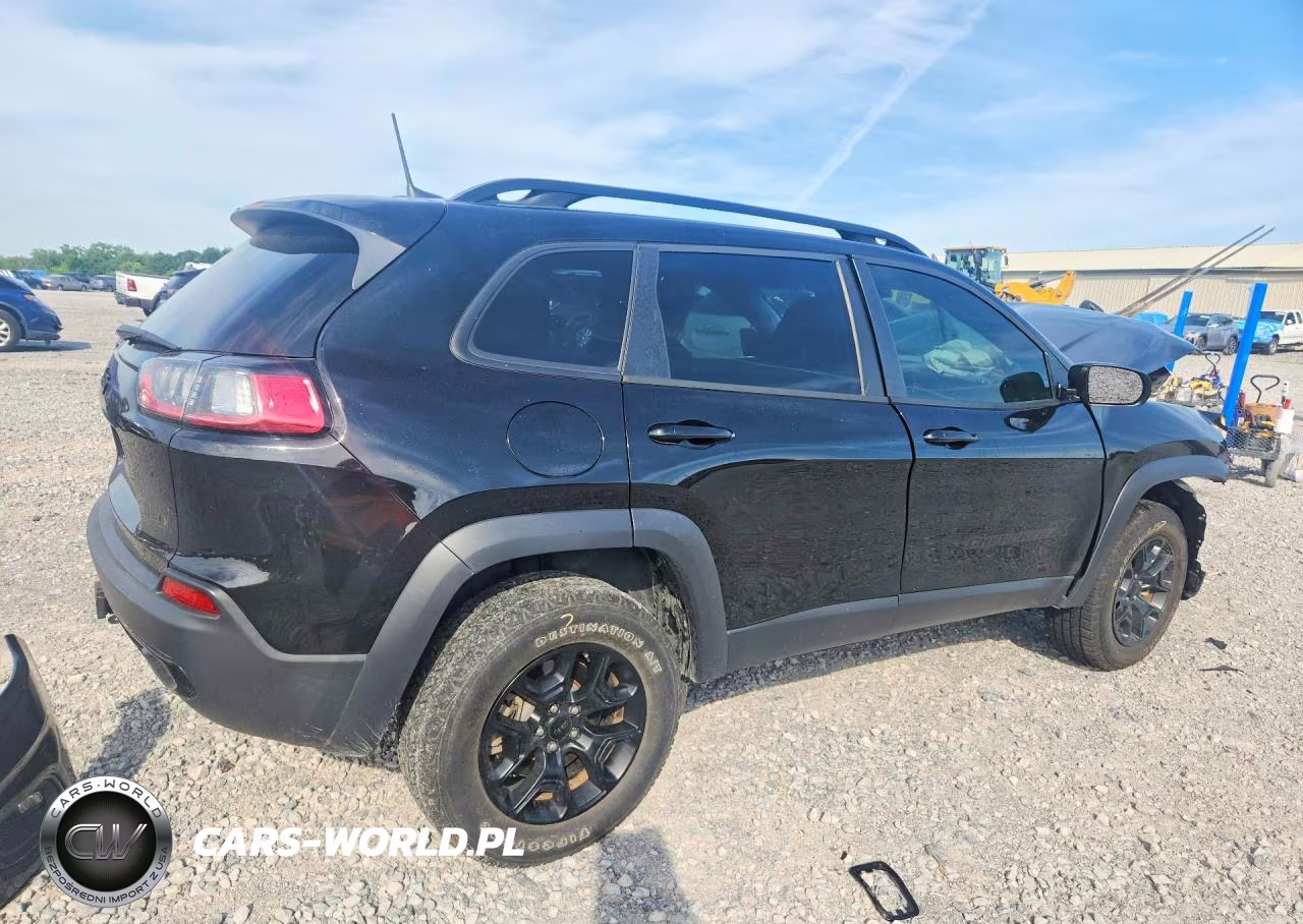 2022 Jeep Cherokee Latitude VIN:1C4PJMCX6ND522479 - 3