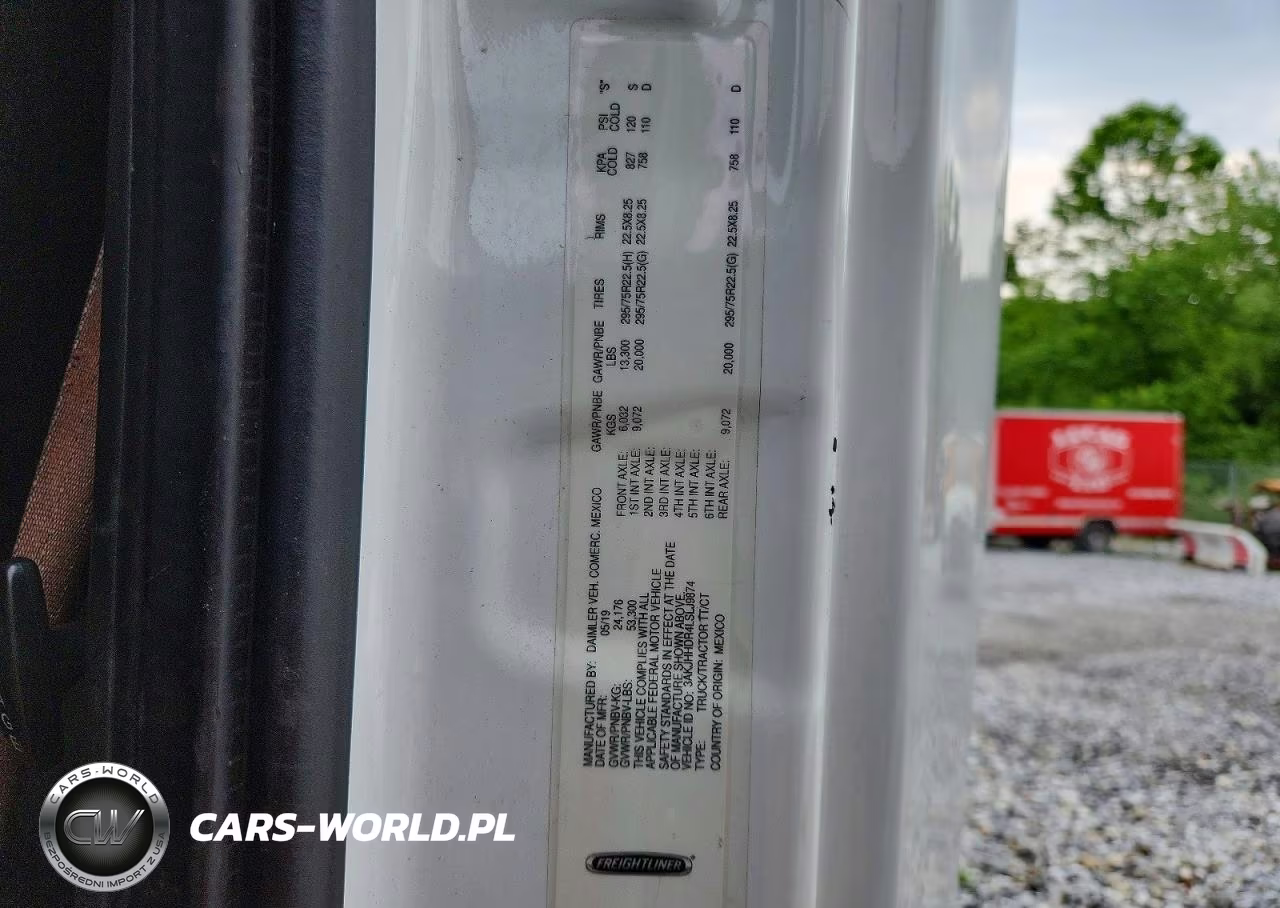 2020 Freightliner Cascadia 126 VIN:3AKJHHDR4LSLJ9874 - 13