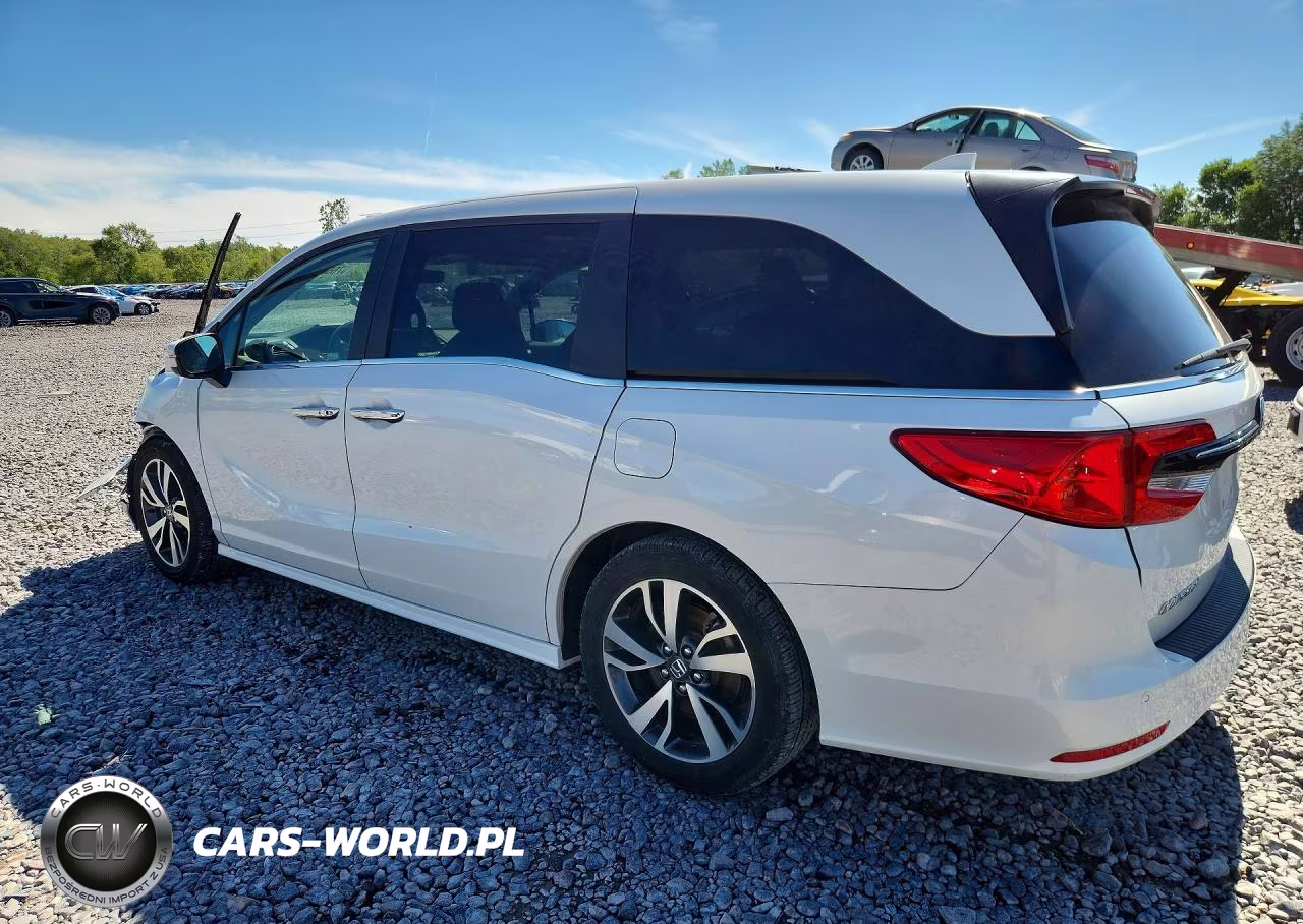2022 Honda Odyssey Touring VIN:5FNRL6H85NB040739 - 2