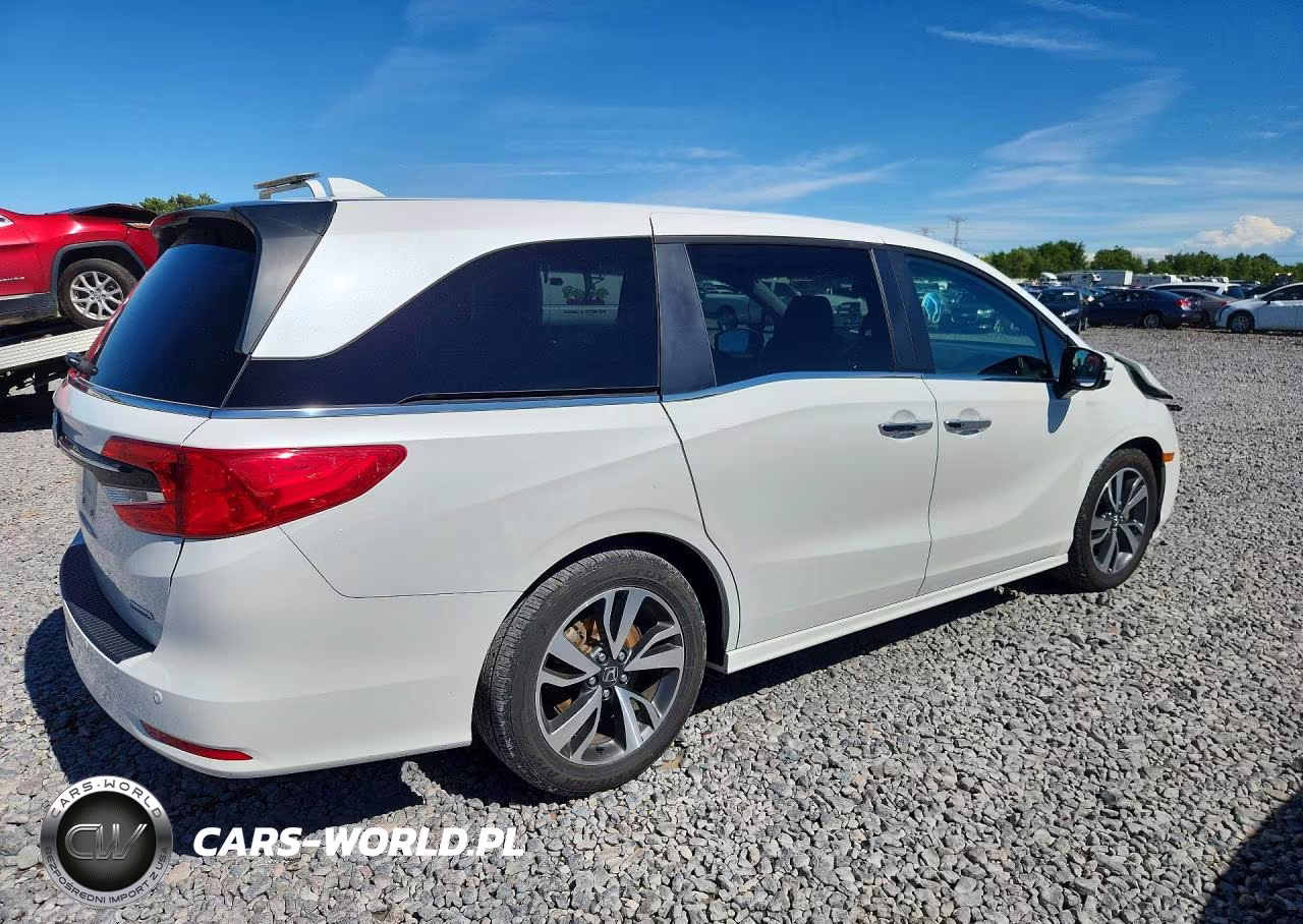 2022 Honda Odyssey Touring VIN:5FNRL6H85NB040739 - 3