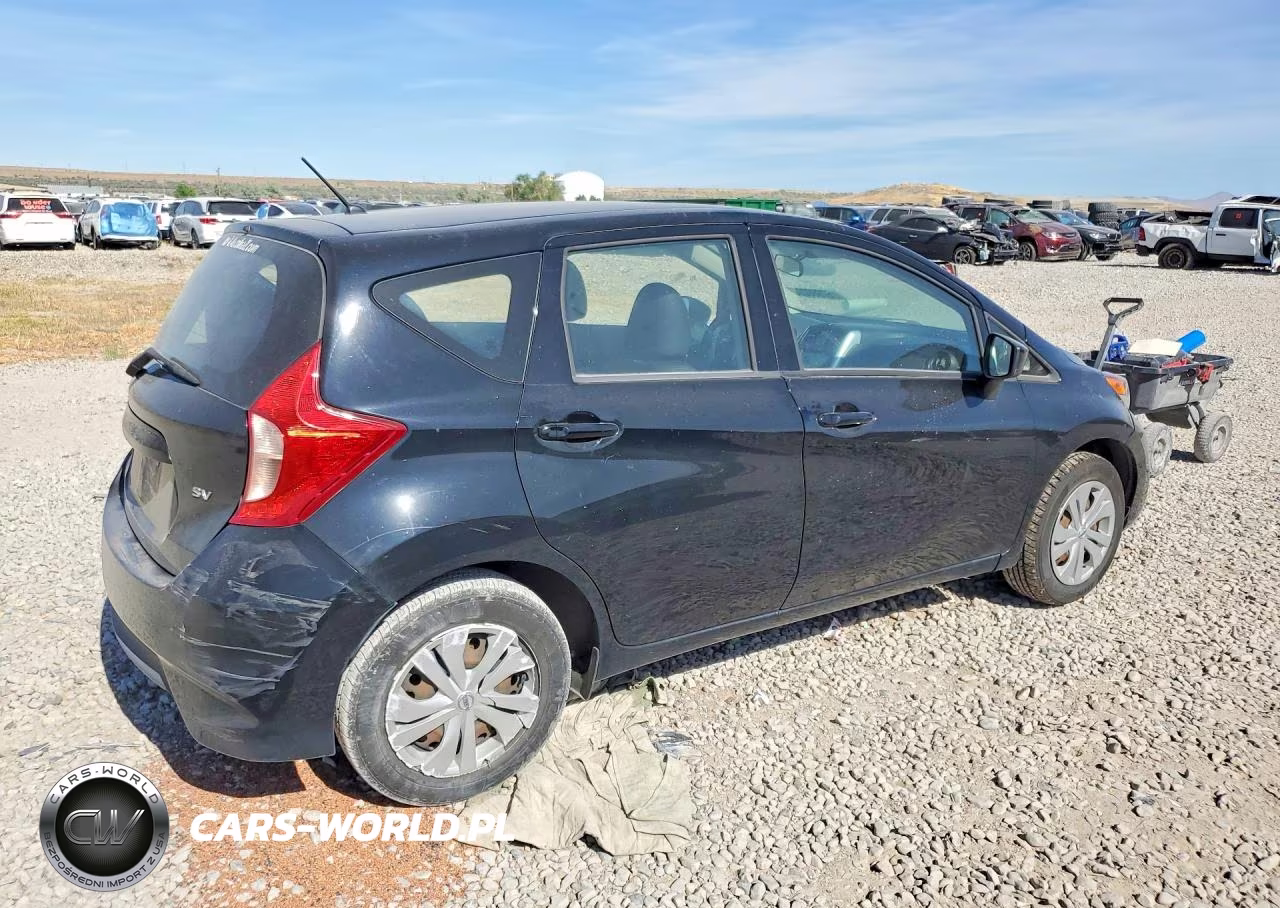 2019 Nissan Versa Note Sv VIN:3N1CE2CP7KL355226 - 3